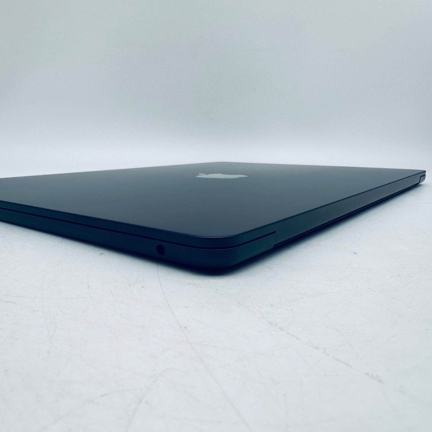 MacBook Air 15-Inch M2 8-Core CPU 10-Core GPU 16GB 1TB Midnight Blue + Warranty