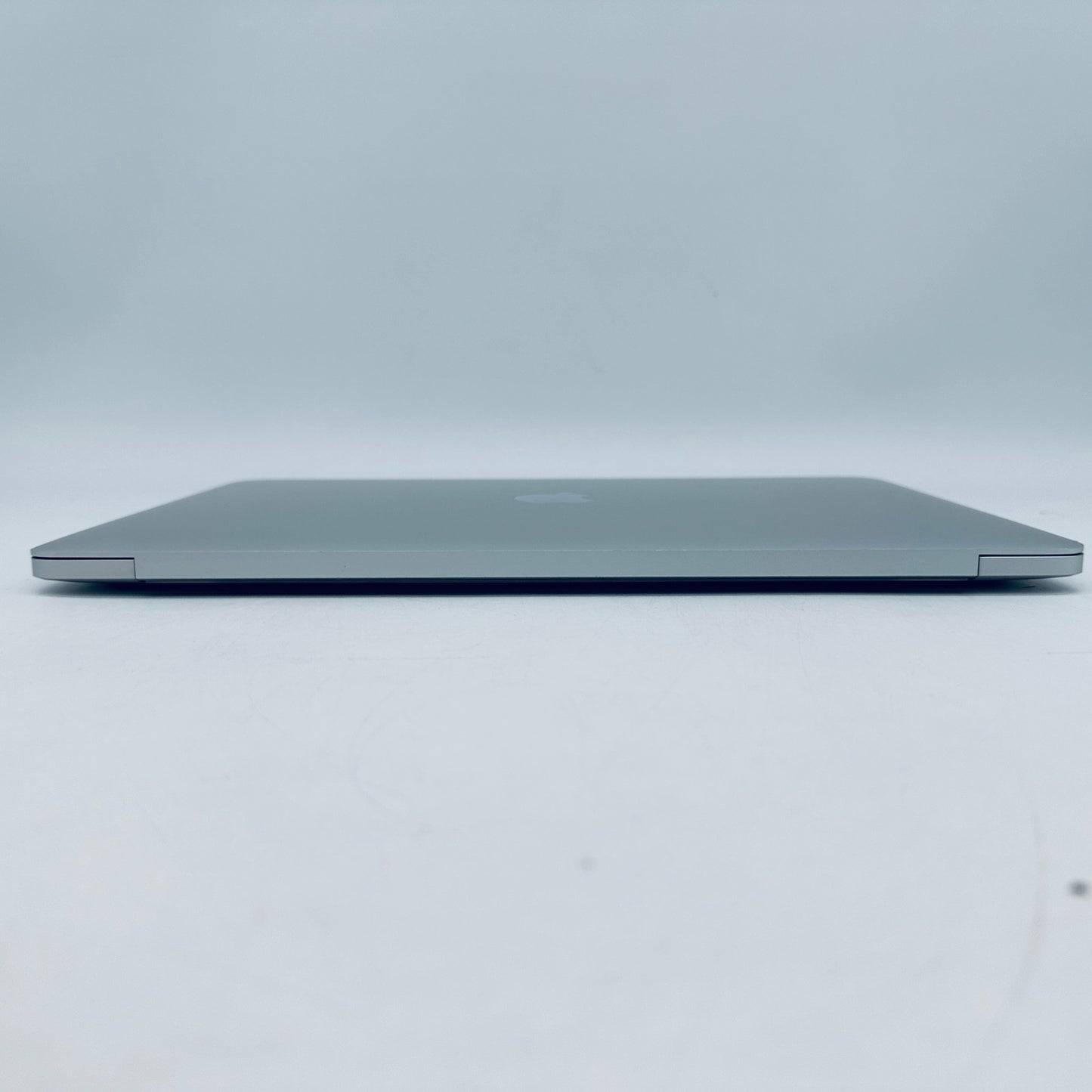 M1 MacBook Pro 13-Inch Touch Bar 8-Core CPU 8-GPU 8GB Ram 256GB SSD In Silver