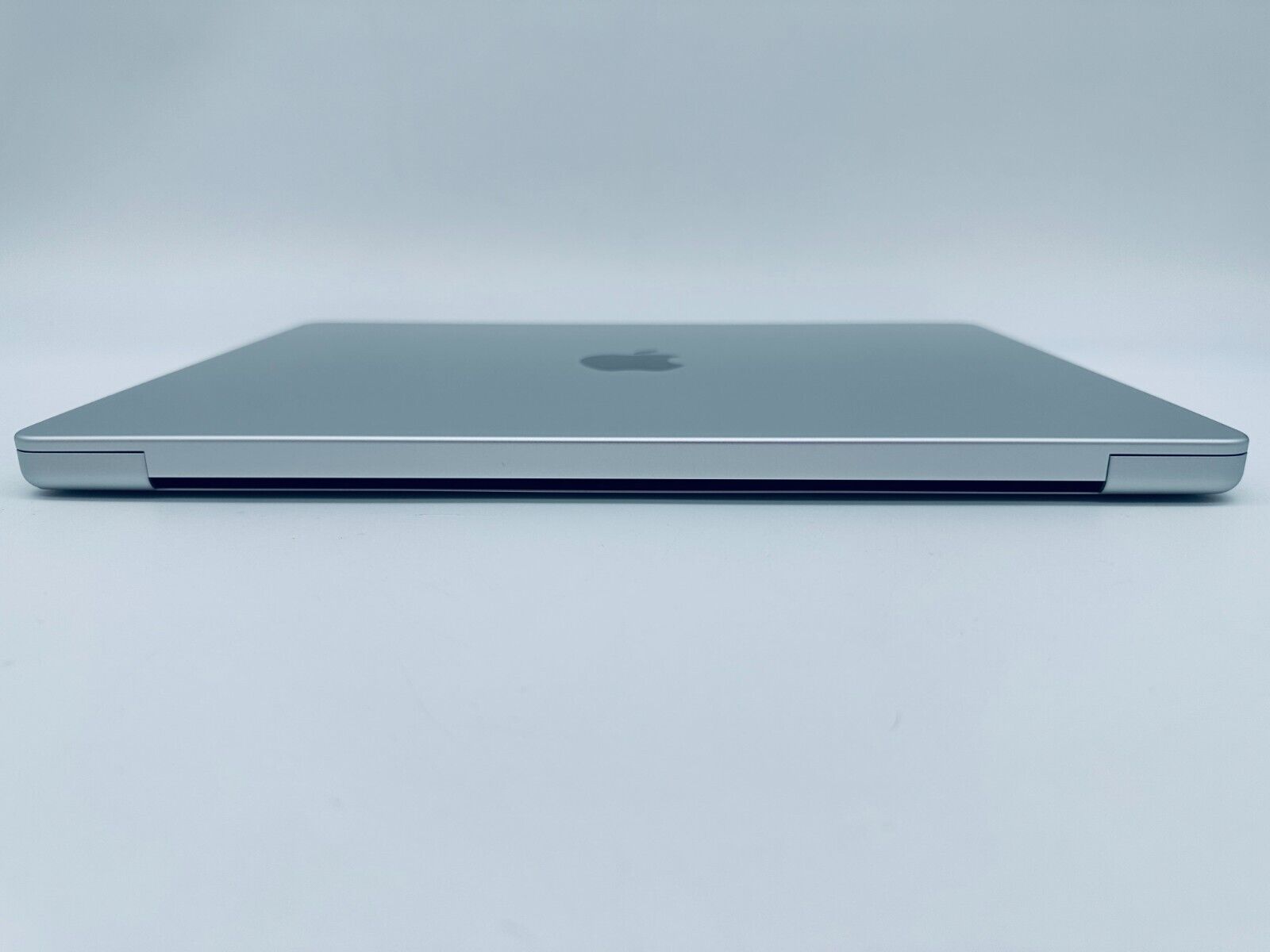 Apple MacBook Pro 14" 2023 M3 Pro 11-Core CPU 14-Core GPU 18GB 512GB SSD Silver