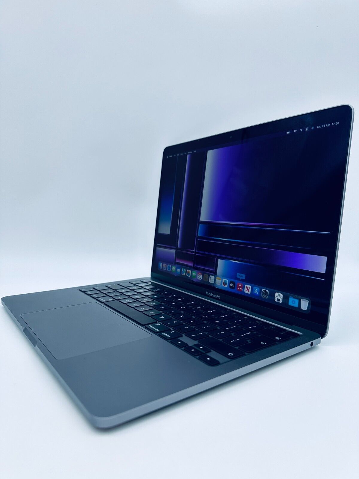 Apple MacBook Pro 13 M2 Touch Bar 8-Core CPU 10-GPU 8GB Ram 256GB SSD Space Grey