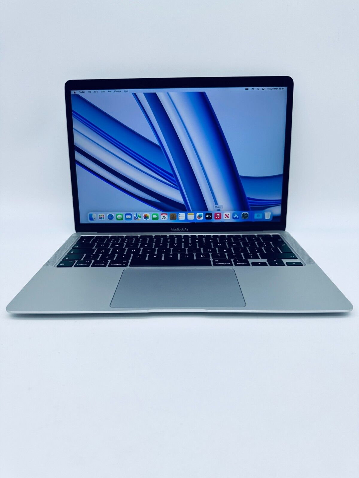 Apple MacBook Air 13" Retina M1 8-Core CPU 7-Core GPU 8GB Ram 256GB SSD Silver
