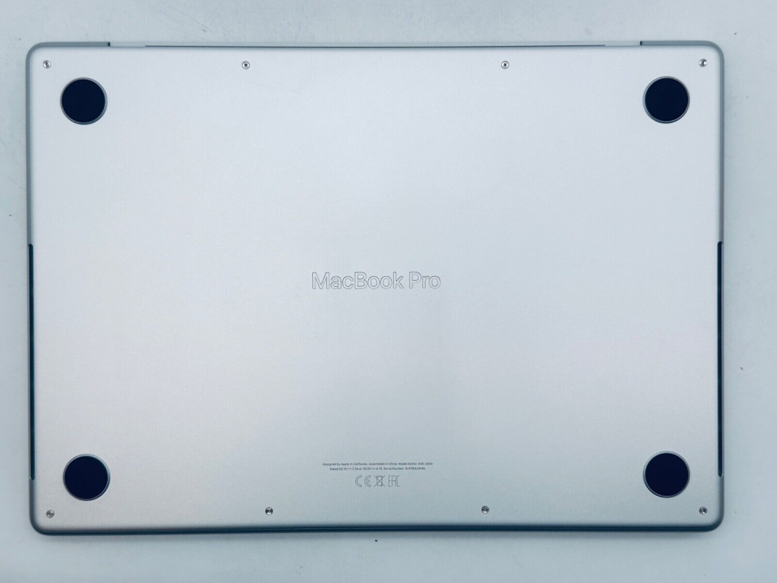 Apple MacBook Pro 14" M1 Pro 8-Core CPU 14-Core GPU 16GB 512GB SSD In Silver