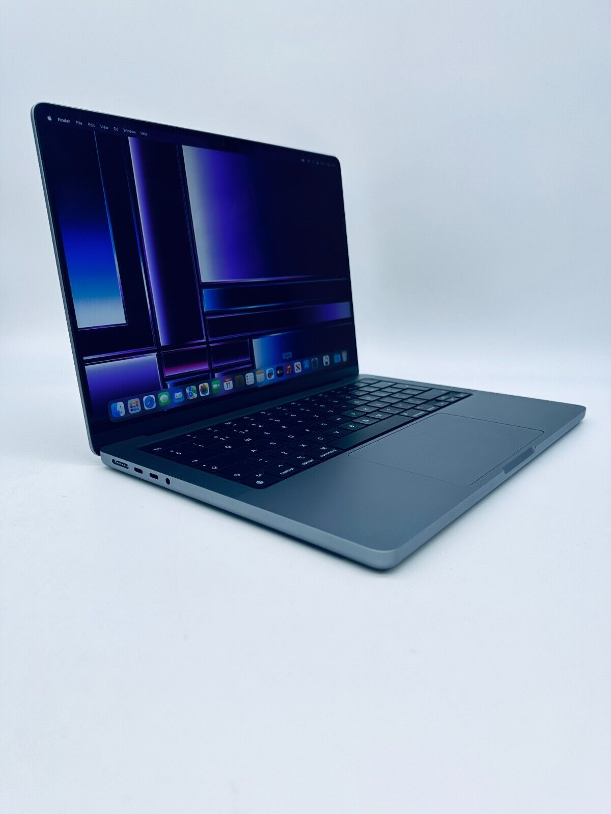 Apple MacBook Pro 14" 2023 M3 8-Core CPU 10-Core GPU 8GB 512GB SSD Space Grey