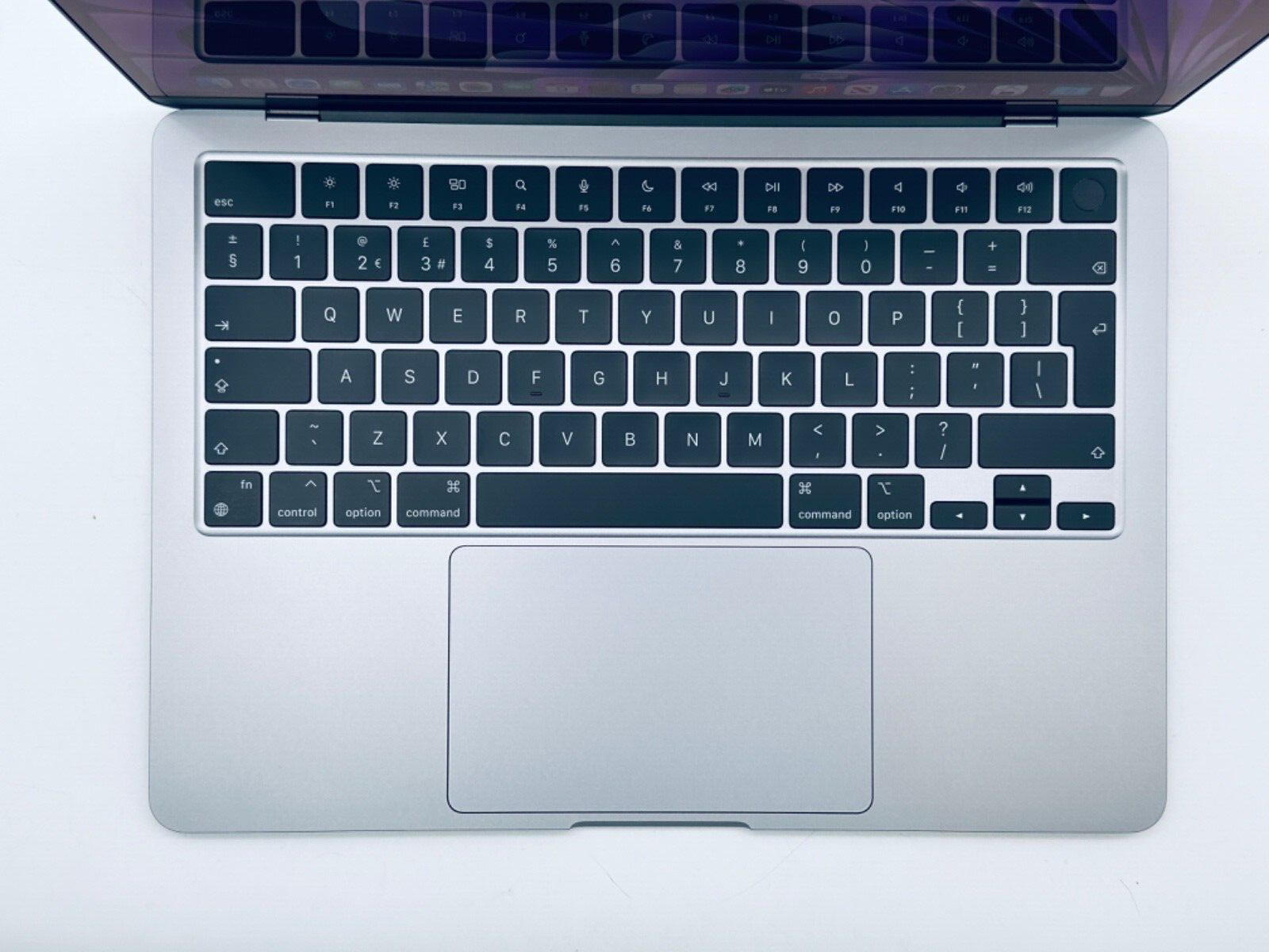 Apple M2 MacBook Air 13-Inch 8-Core CPU 8-Core GPU 8GB, 256GB SSD In Space Grey