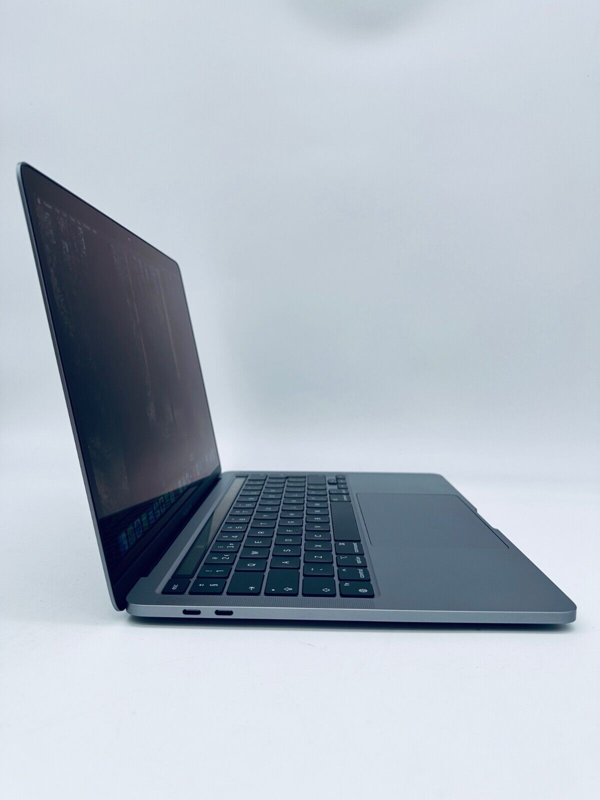 Apple M1 MacBook Pro 13-Inch Touch Bar 8-Core CPU 8-GPU 16GB Ram 512GB SSD Grey