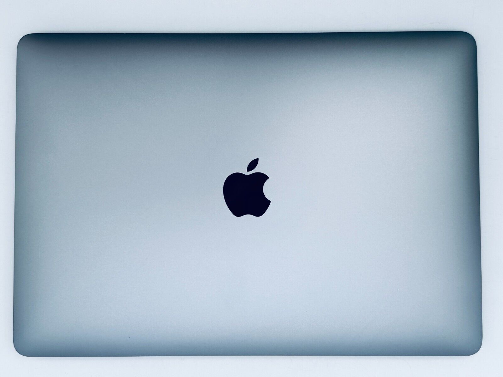 Apple MacBook Pro 13 M2 Touch Bar 8-Core CPU 10-GPU 8GB Ram 256GB SSD Space Grey
