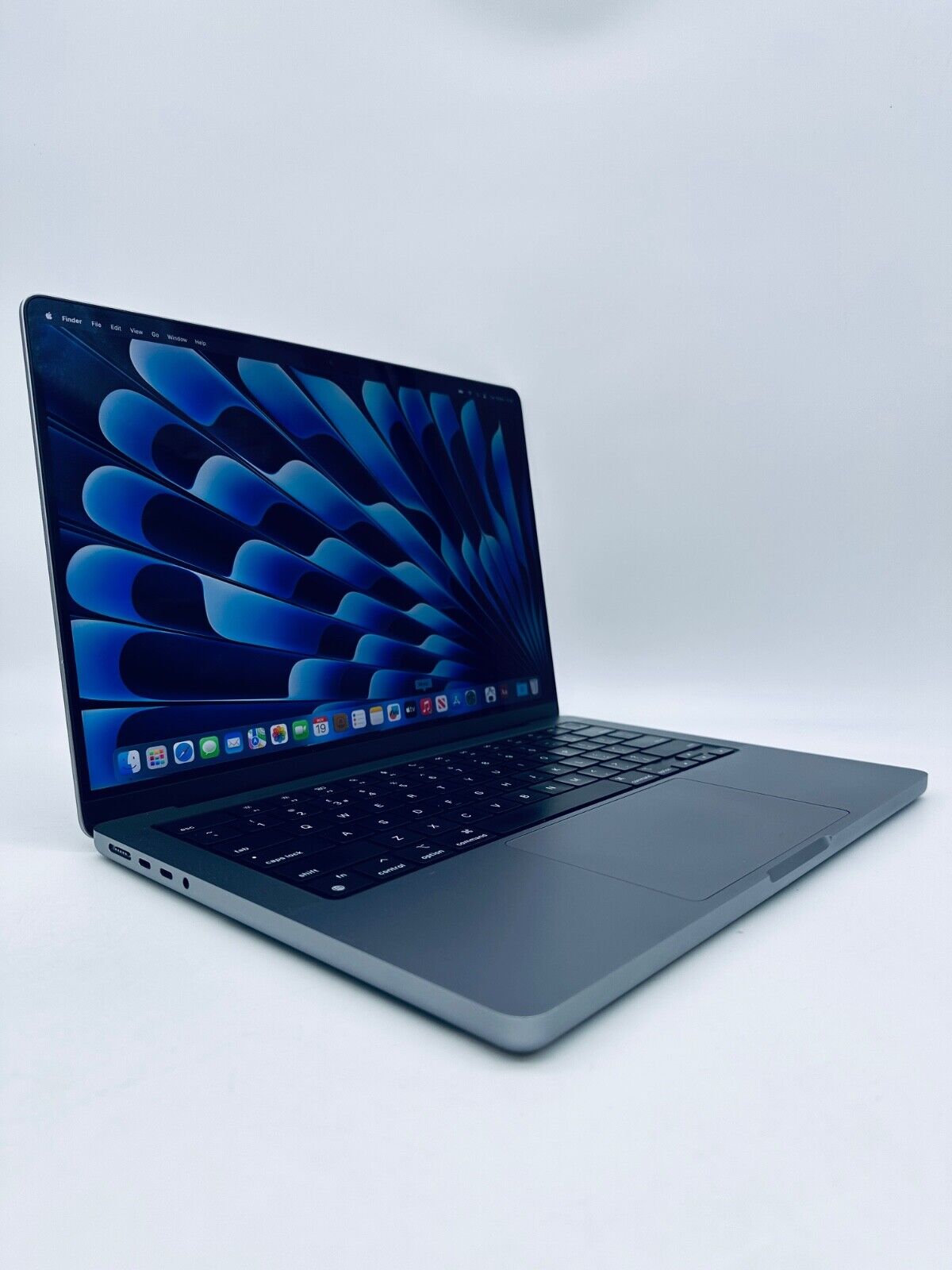 Apple MacBook Pro 14" 2021 M1 Max 10-Core CPU, 32-Core GPU 32GB 1TB SSD, Sp Grey