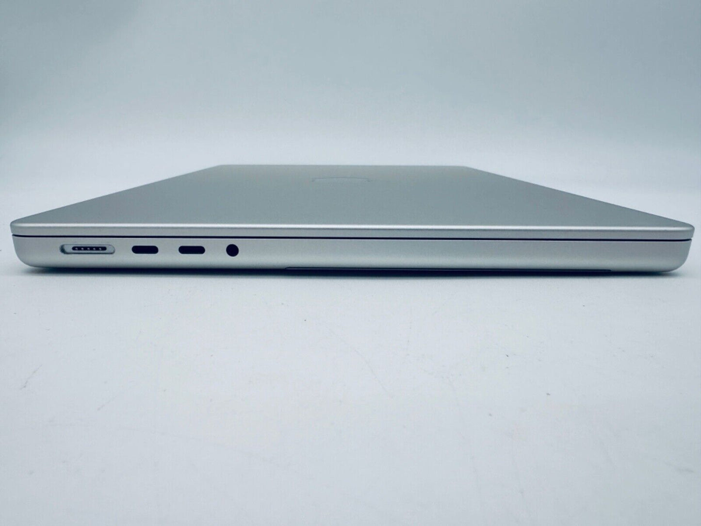 Apple MacBook Pro 14" M1 Pro 8-Core CPU 14-Core GPU 16GB 512GB SSD In Silver