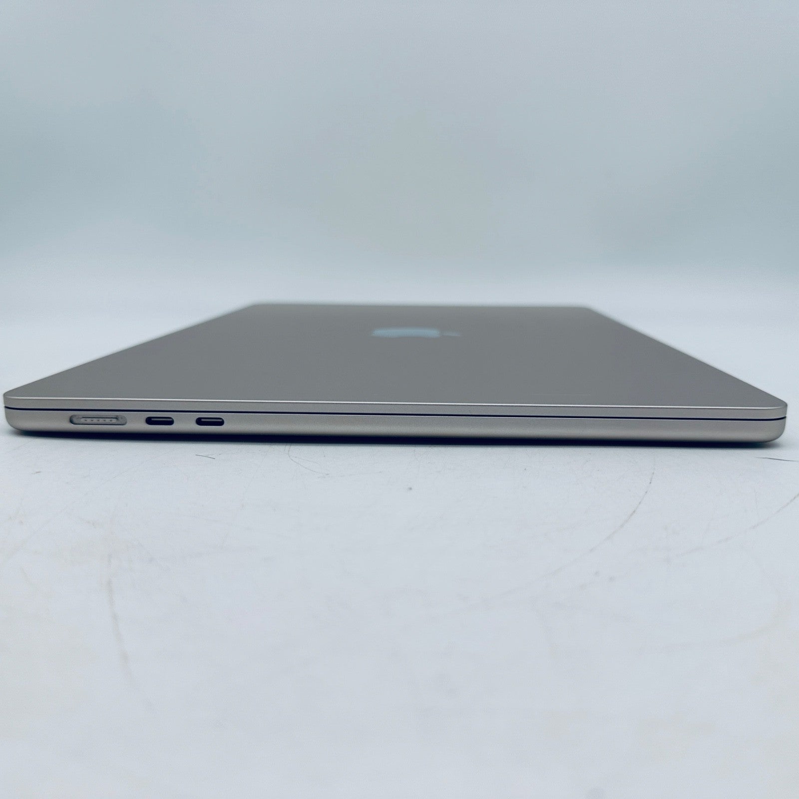 Apple MacBook Air 15-Inch M2 8-Core CPU 10-Core GPU 8GB 256GB In Starlight, Gold