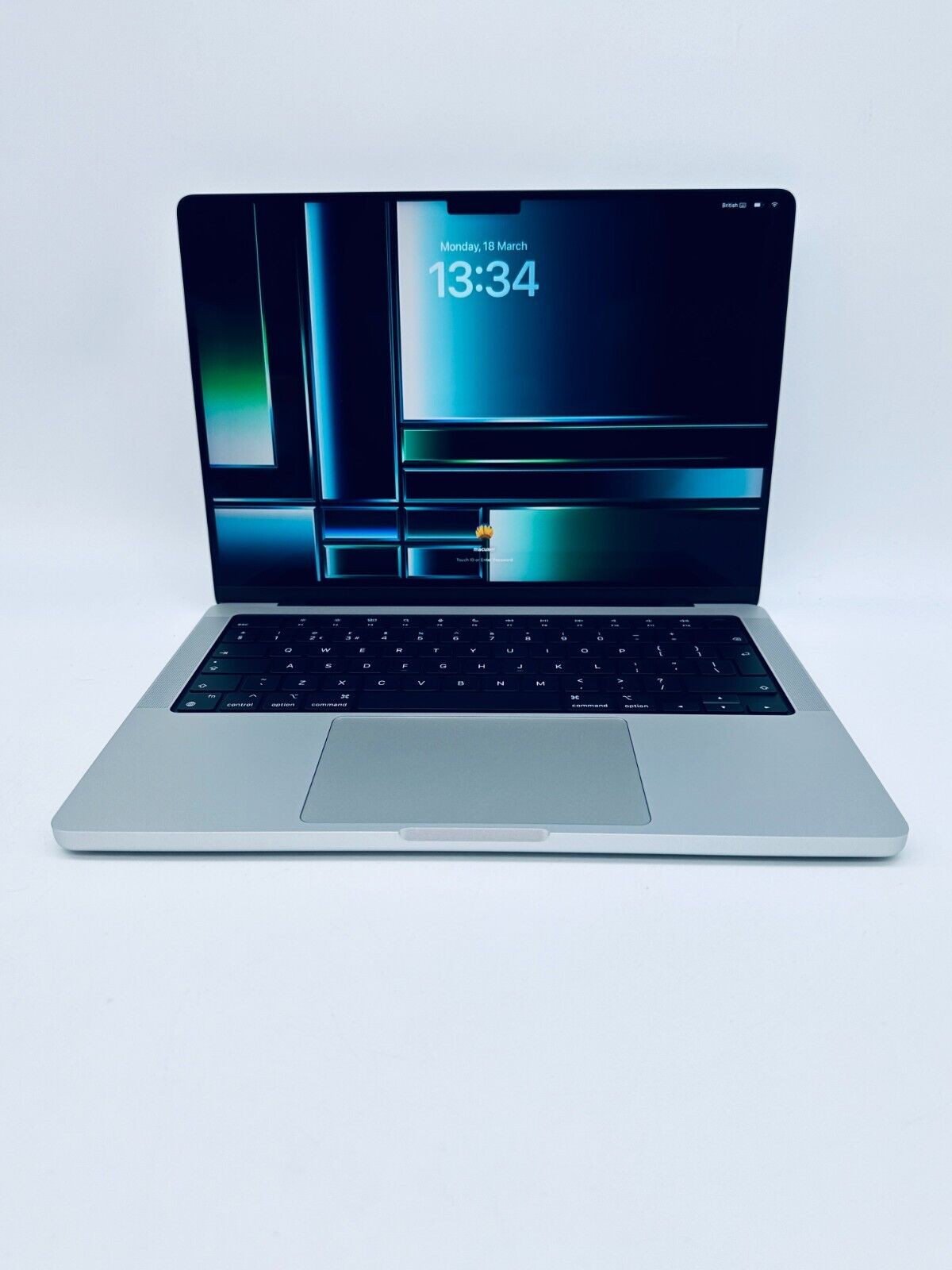 Apple MacBook Pro 14" M1 Pro 8-Core CPU 14-Core GPU 16GB 512GB SSD Silver MINT