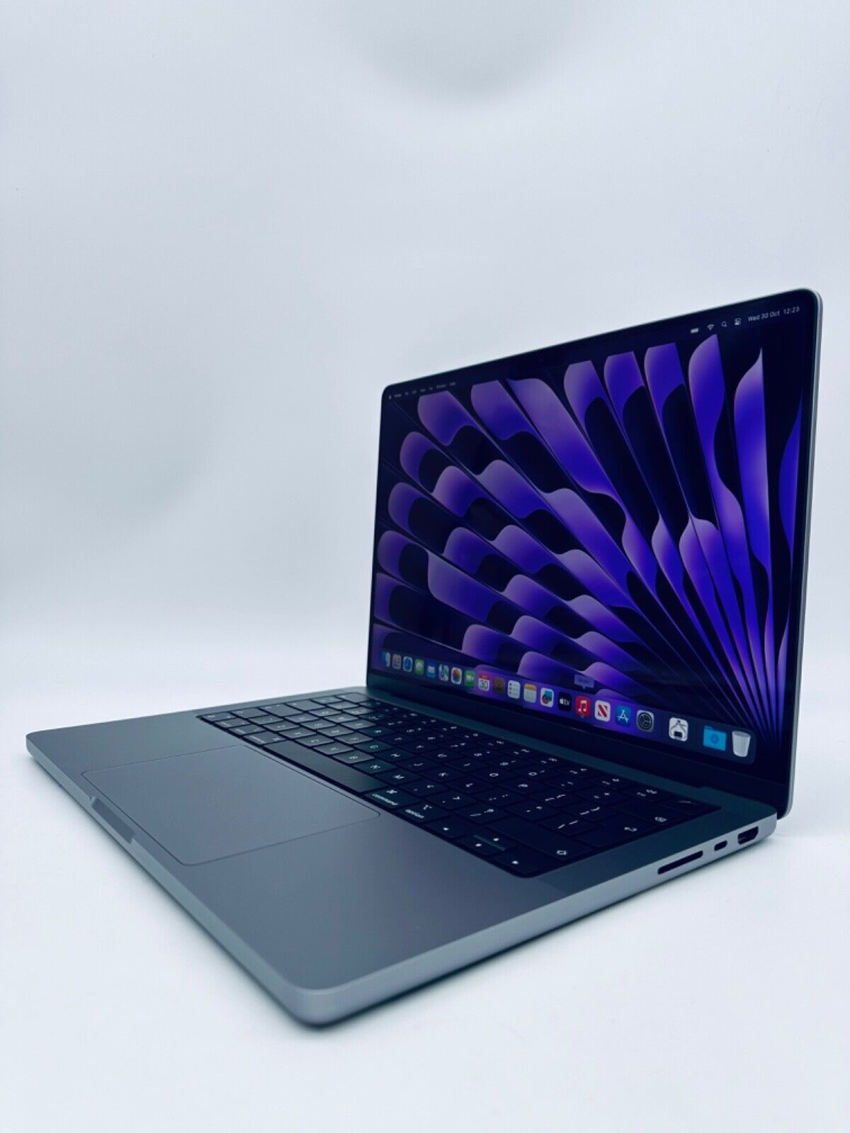 Apple MacBook Pro 14" 2023 M2 Pro 10-Core CPU 16-Core GPU 16GB 512GB In Sp Grey