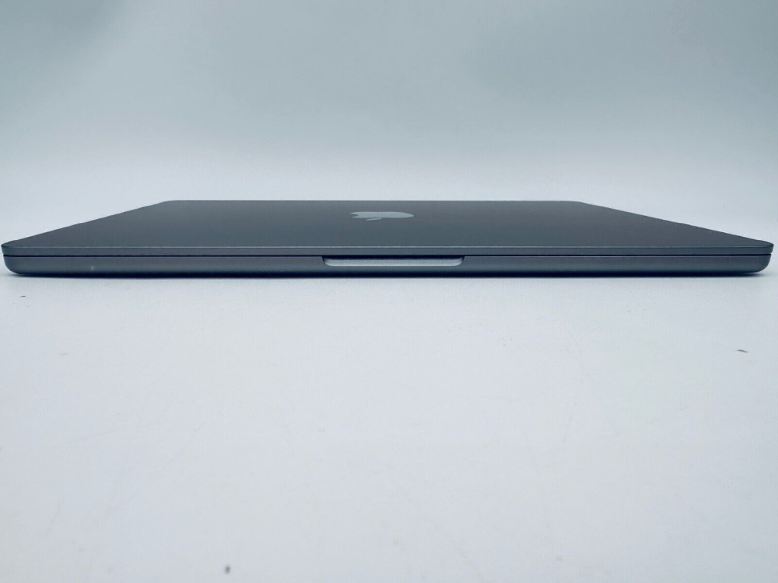 Apple M2 MacBook Air 13-Inch 8-Core CPU 8-Core GPU 8GB, 256GB SSD In Space Grey