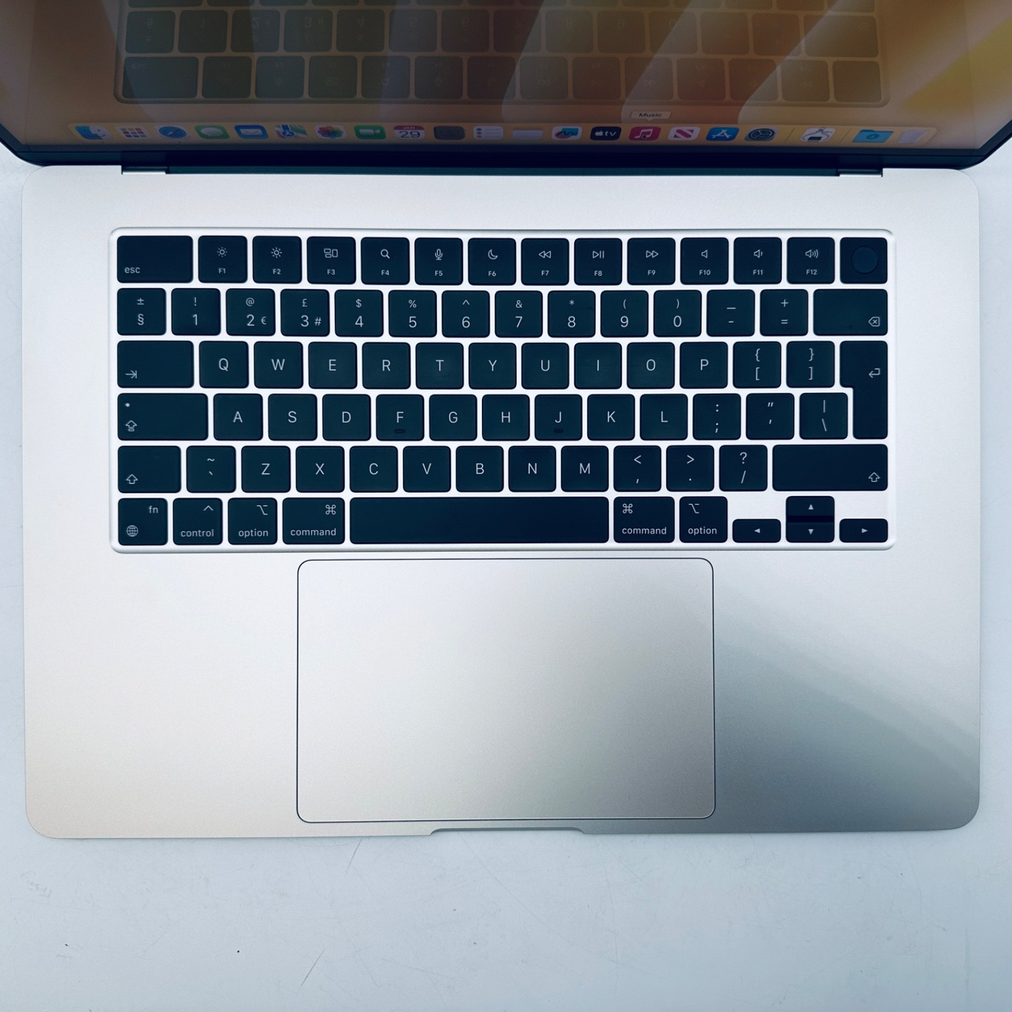 Apple MacBook Air 15-Inch M2 8-Core CPU 10-Core GPU 8GB 256GB In Starlight, Gold