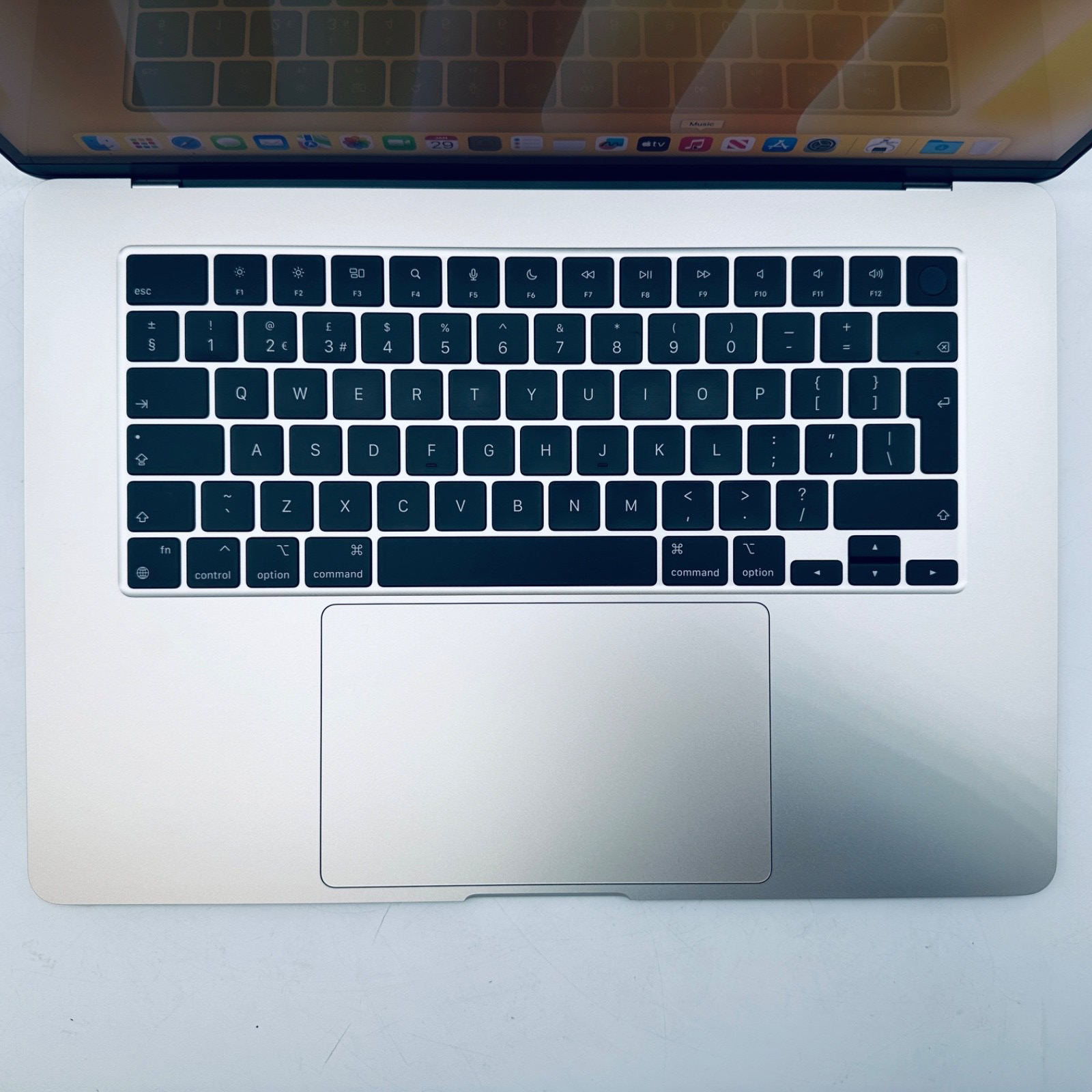 Apple MacBook Air 15-Inch M2 8-Core CPU 10-Core GPU 8GB 256GB In Starlight, Gold