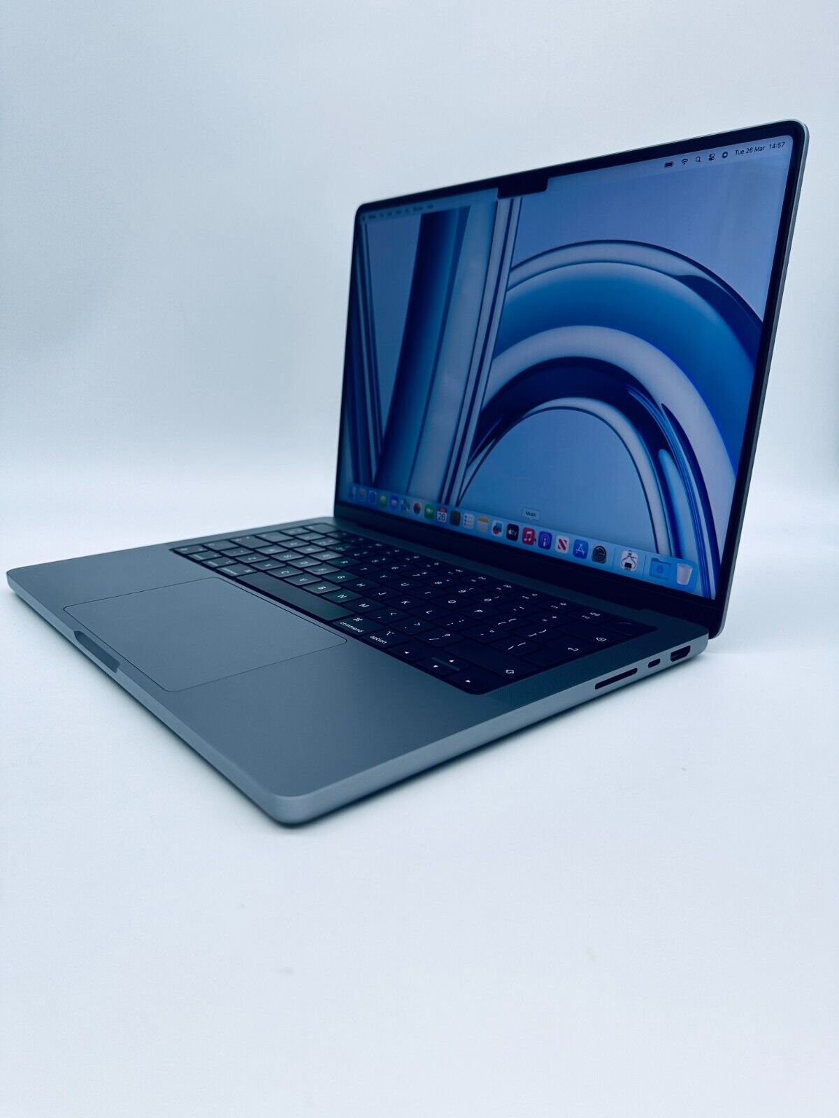 Apple MacBook Pro 14" M1 Pro 8-Core CPU 14-Core GPU 16GB 512GB SSD Space Grey
