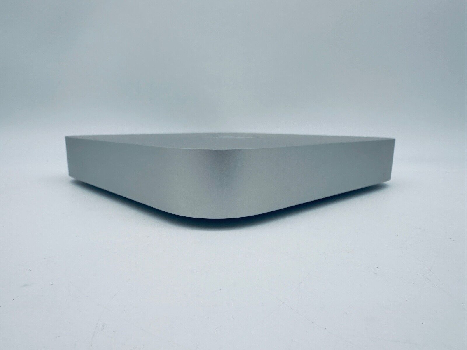 Apple Mac Mini 2020 M1 8-Core CPU 8-Core GPU 16GB RAM 1TB Flash SSD, Silver