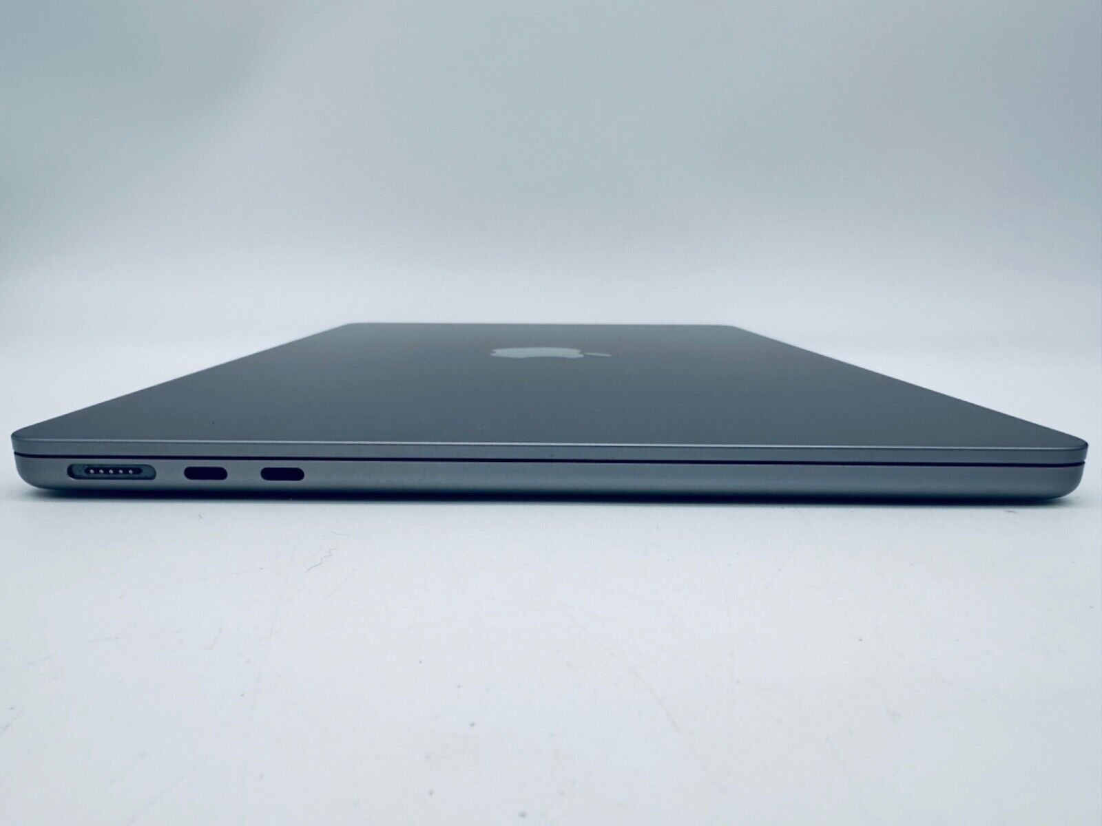 Apple M2 MacBook Air 13-Inch 8-Core CPU 8-Core GPU 8GB, 256GB SSD In Space Grey