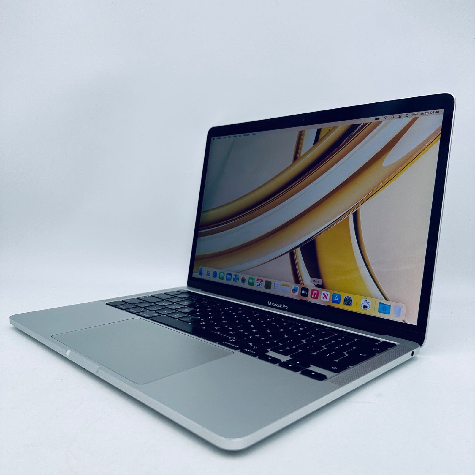 M1 MacBook Pro 13-Inch Touch Bar 8-Core CPU 8-GPU 8GB Ram 256GB SSD In Silver