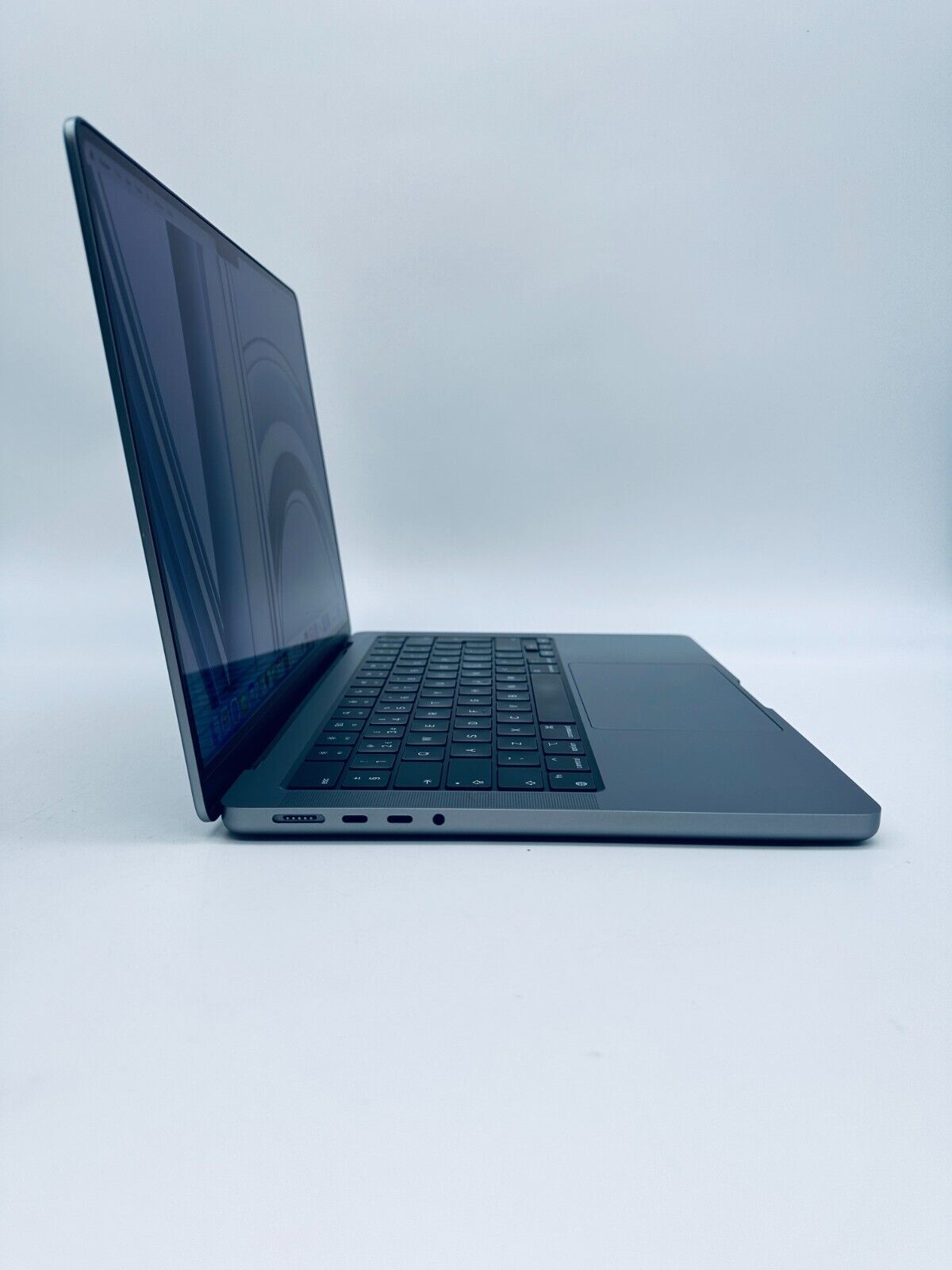 Apple MacBook Pro 14" M1 Pro 8-Core CPU 14-Core GPU 16GB 512GB SSD Space Grey