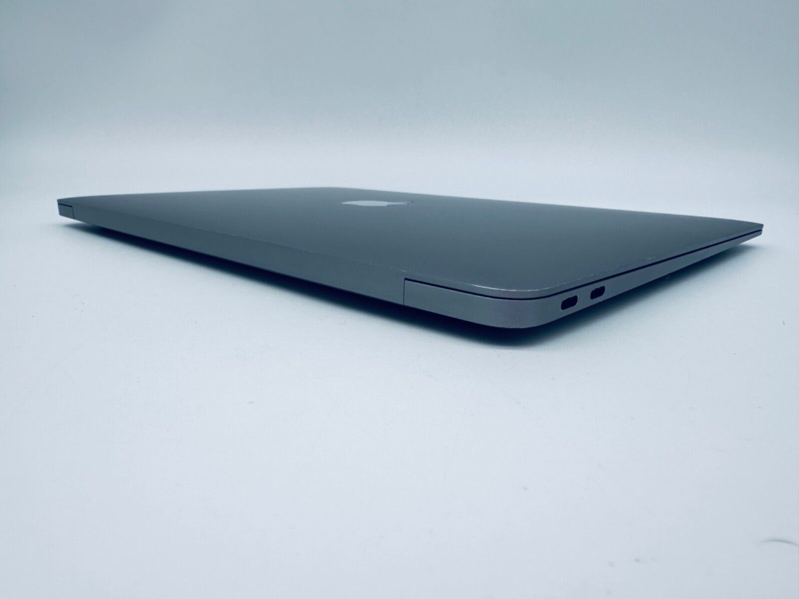 Apple MacBook Air 13" Retina M1 8-Core CPU 8-Core GPU 8GB Ram 512GB SSD Sp Grey