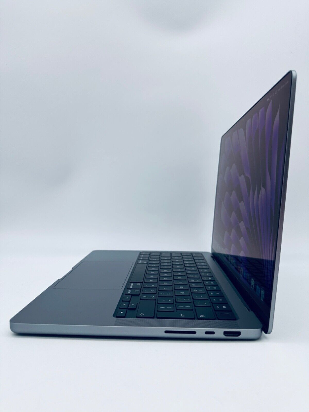 Apple MacBook Pro 14" 2023 M2 Pro 10-Core CPU 16-Core GPU 16GB 512GB In Sp Grey
