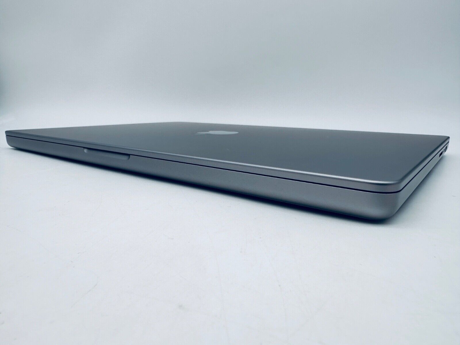 Apple MacBook Pro 16" 2021 M1 Pro 10-Core CPU 16-Core GPU, 16GB, 1TB, Space Grey