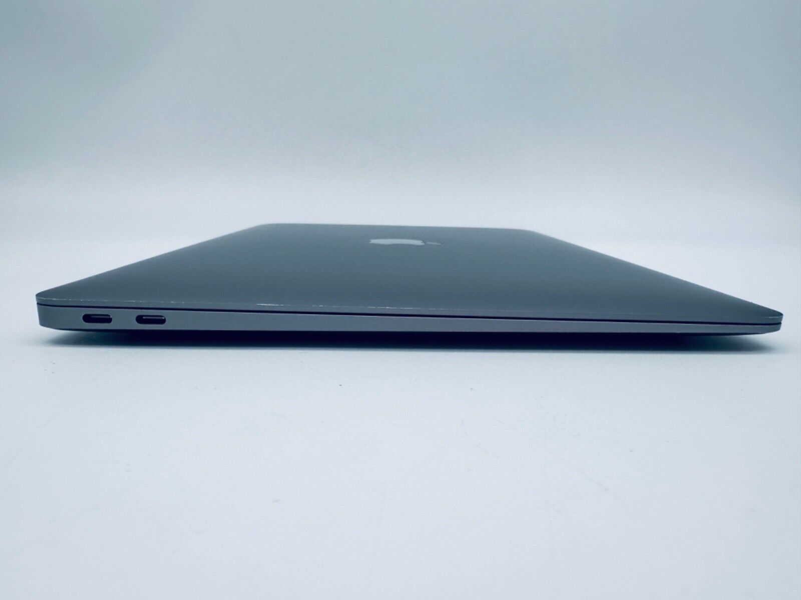 Apple MacBook Air 13" Retina M1 8-Core CPU 8-Core GPU 8GB Ram 512GB SSD Sp Grey