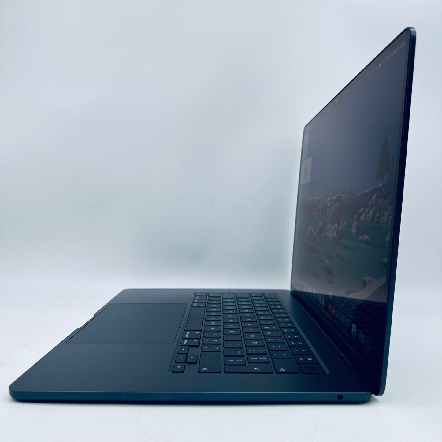 MacBook Air 15-Inch M2 8-Core CPU 10-Core GPU 8GB 512GB In MDN Blue + Warranty