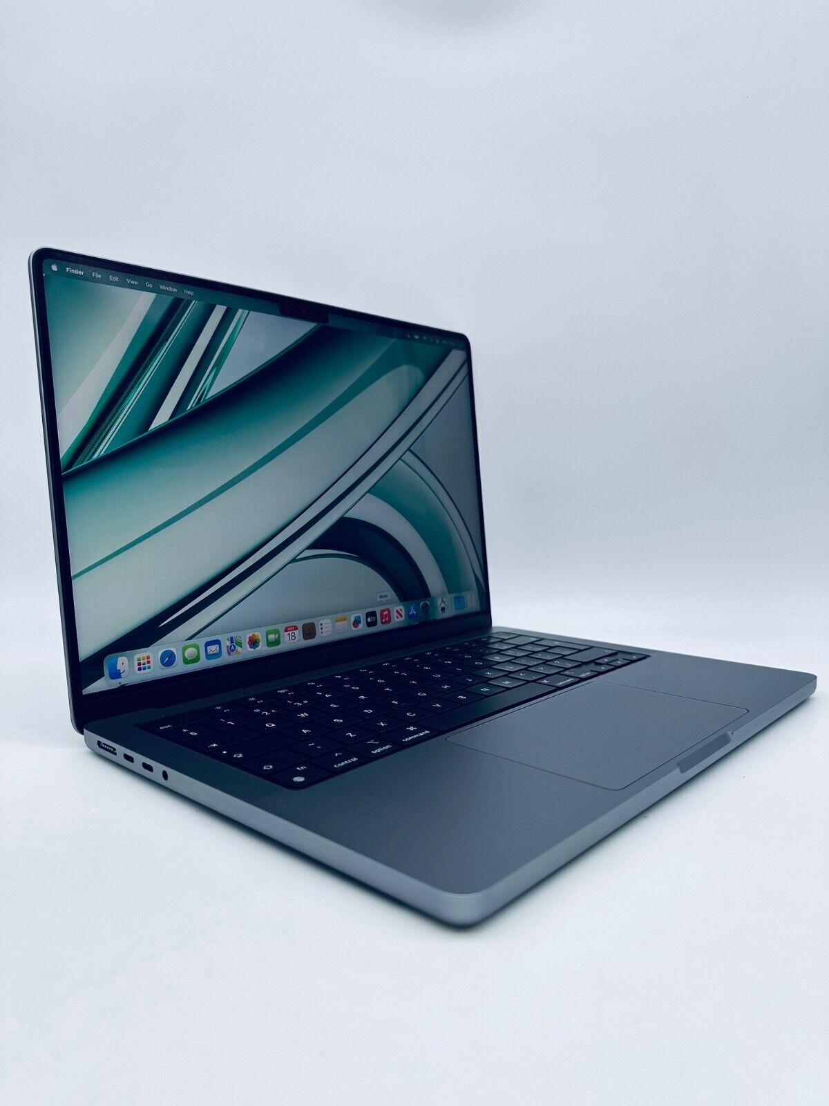 Apple MacBook Pro 14" M1 Pro 8-Core CPU 14-Core GPU 16GB 512GB SSD In Space Grey