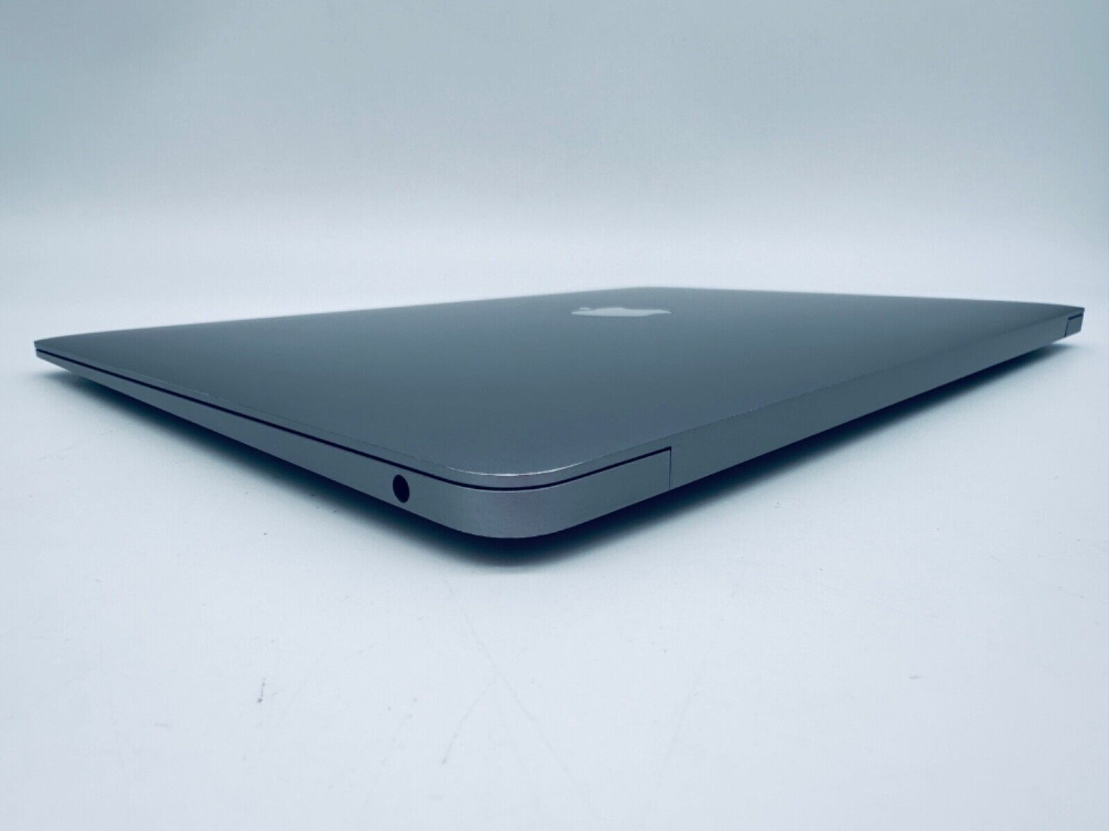 Apple MacBook Air 13" Retina M1 8-Core CPU 8-Core GPU 8GB Ram 512GB SSD Sp Grey