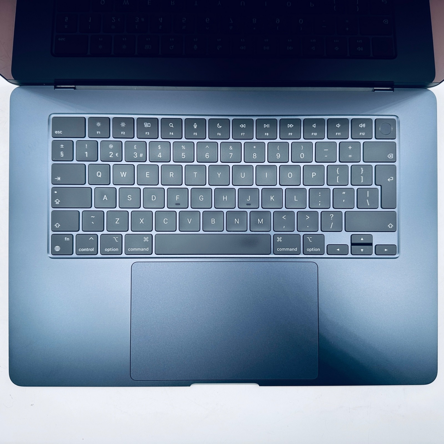 MacBook Air 15-Inch M2 8-Core CPU 10-Core GPU 8GB 512GB In MDN Blue + Warranty