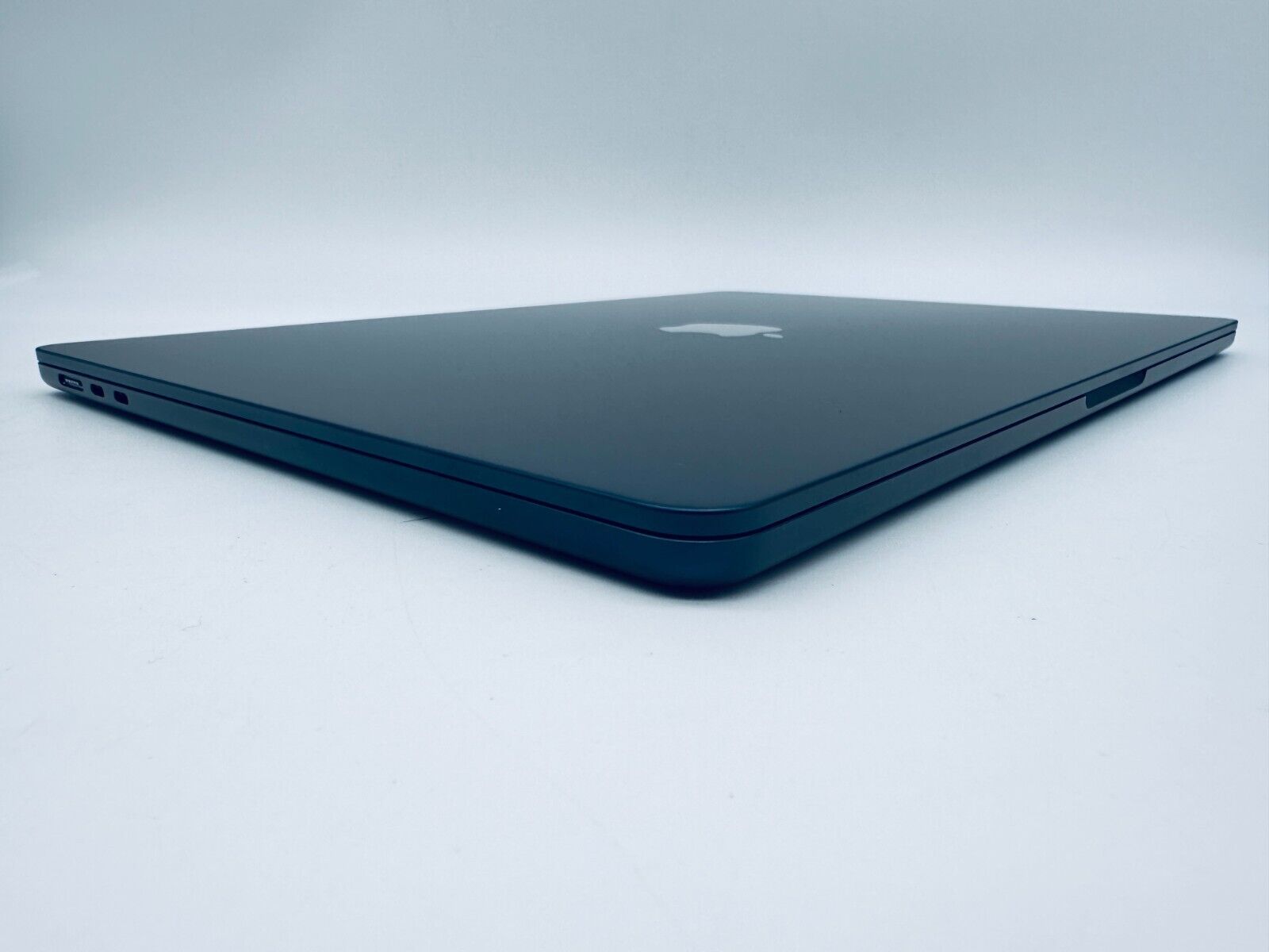 Apple MacBook Air 15.3" M2 8-Core CPU 10-Core GPU 8GB 256GB, In MDT Blue