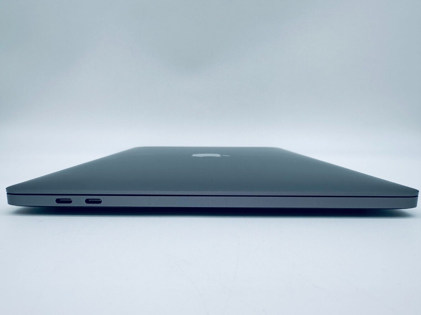 Apple MacBook Pro 13 M2 Touch Bar 8-Core CPU 10-GPU 8GB Ram 256GB SSD Space Grey