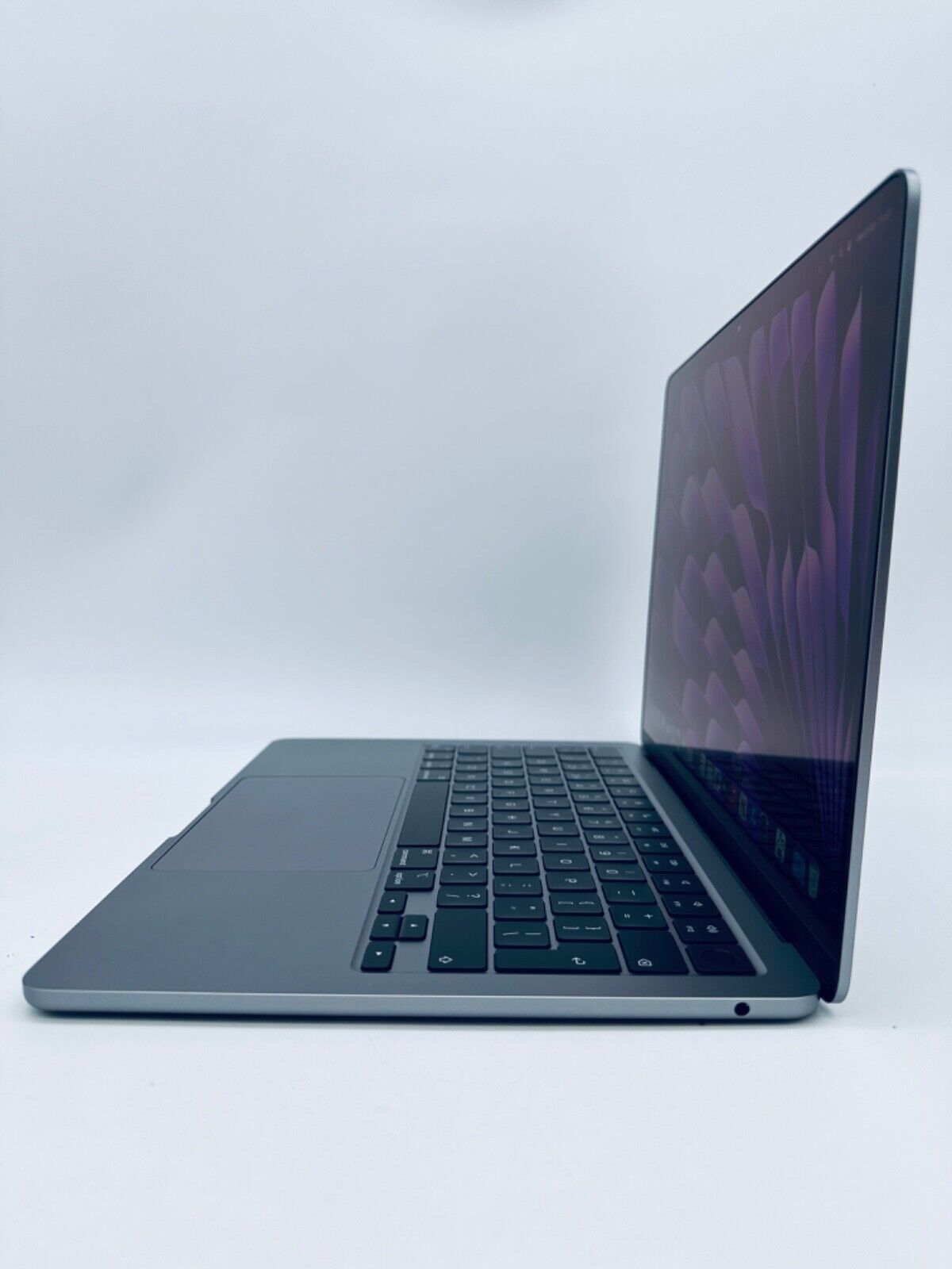 Apple M2 MacBook Air 13-Inch 8-Core CPU 8-Core GPU 8GB, 256GB SSD In Space Grey