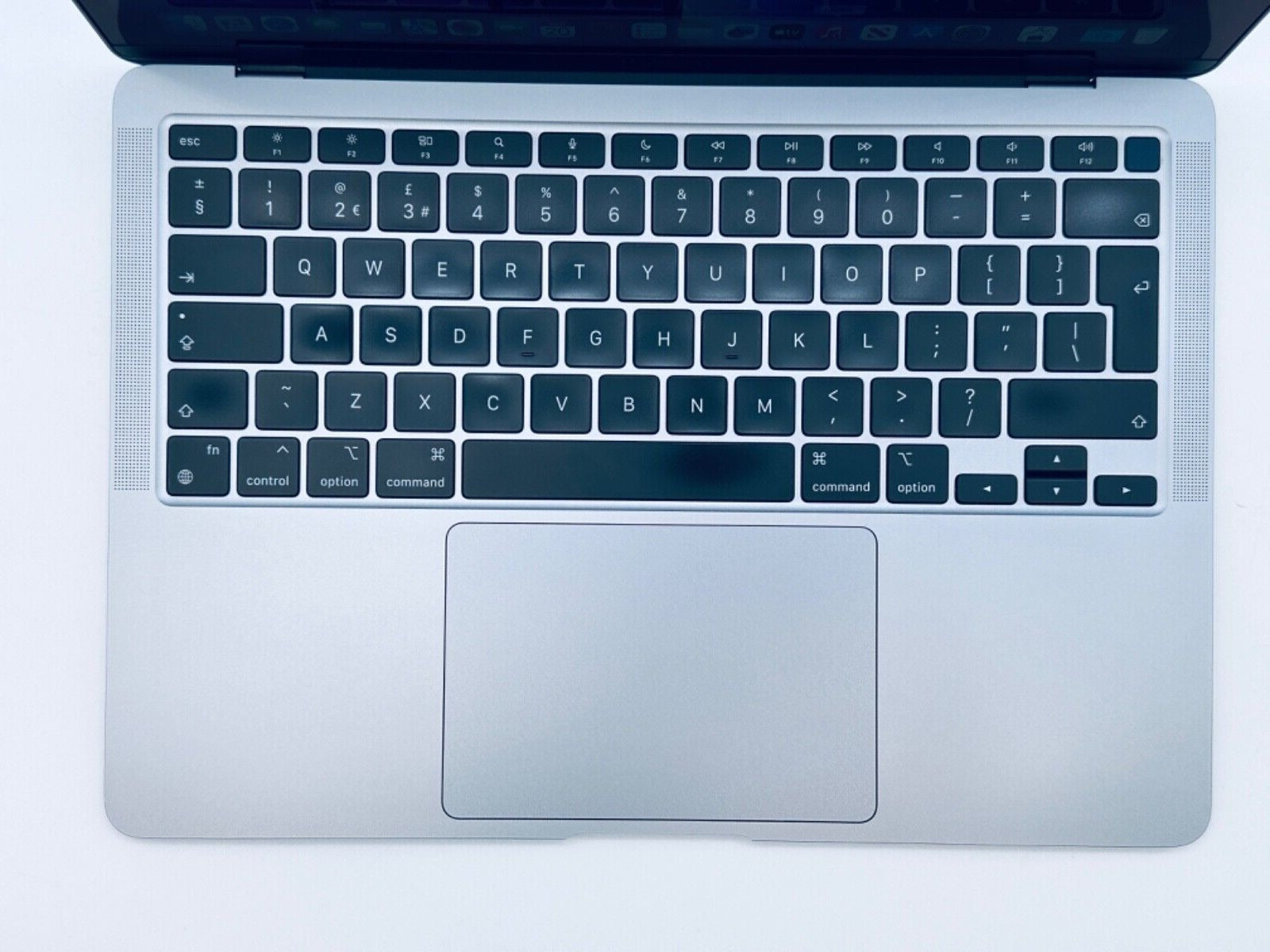 Apple MacBook Air 13" Retina M1 8-Core CPU 8-Core GPU 8GB Ram 512GB SSD Sp Grey