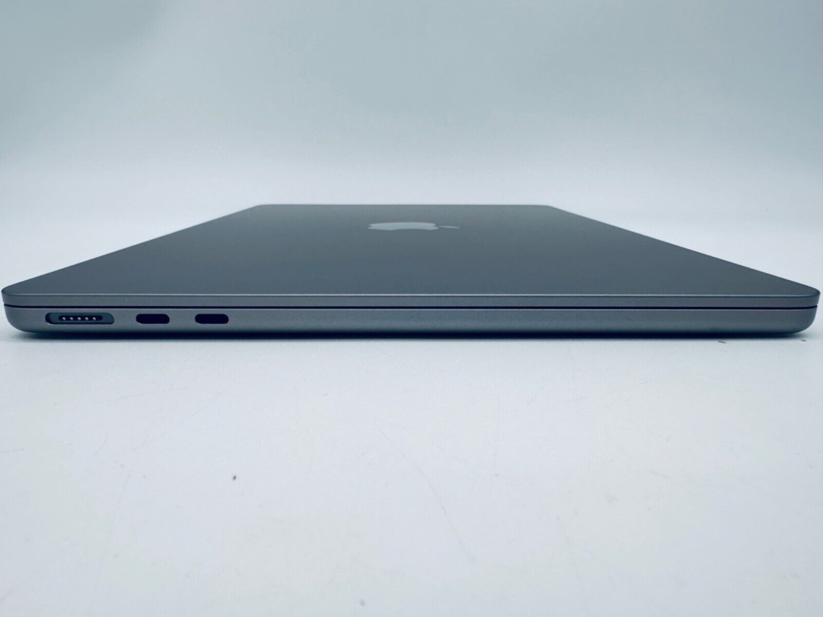 Apple M2 MacBook Air 13-Inch 8-Core CPU 8-Core GPU 8GB, 256GB SSD In Space Grey