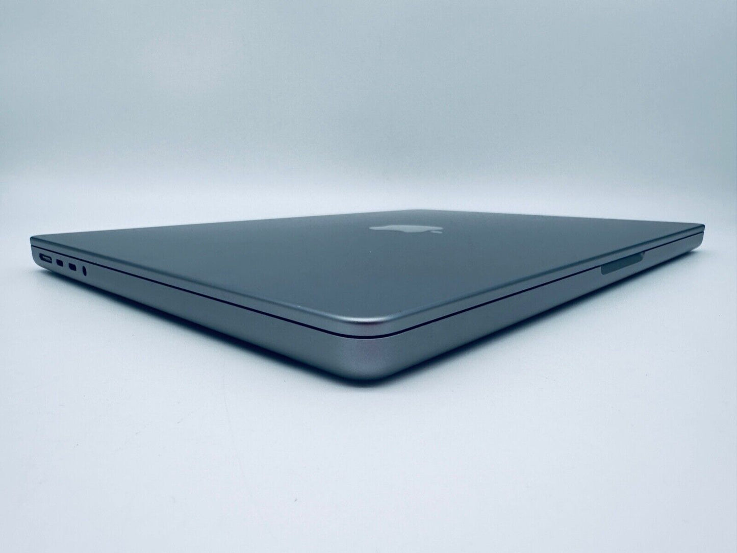 Apple MacBook Pro 14" 2021 M1 Pro 8-Core CPU 14-Core GPU 16GB 512G