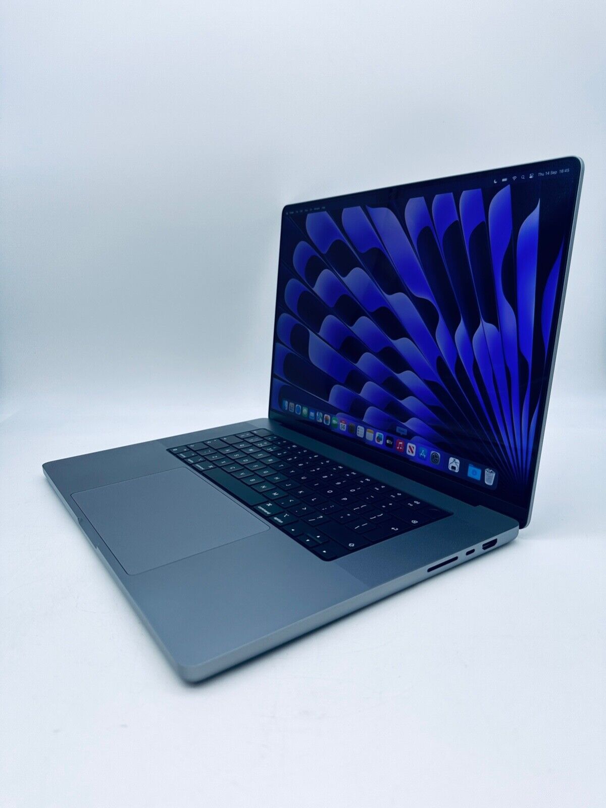 Apple MacBook Pro 16" 2023 M2 Pro 12-Core CPU, 19-Core GPU 32GB 512GB SSD