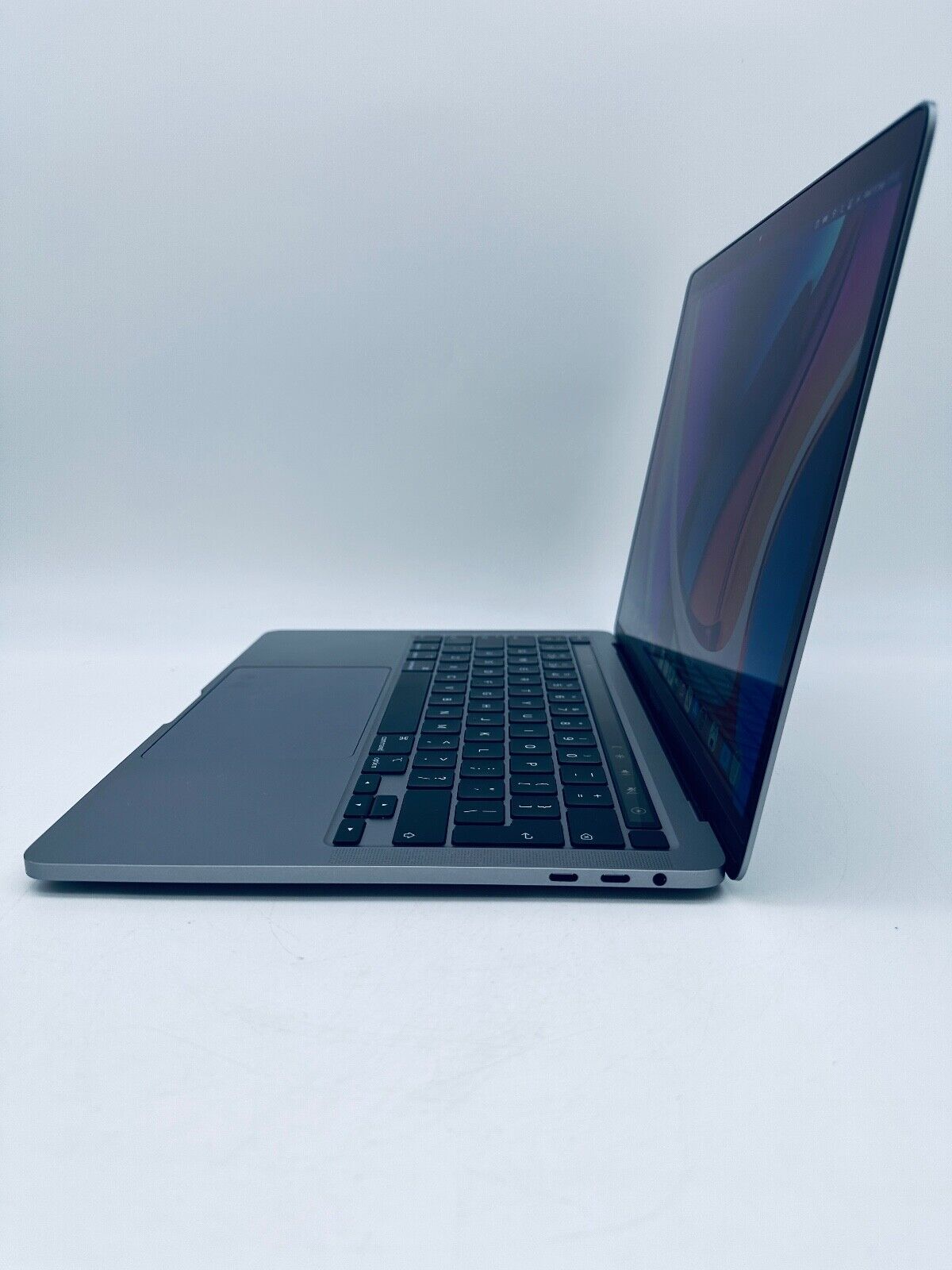 Apple MacBook Pro 13" 2020 Touch Bar Quad Core i7 2.3Ghz 32GB 2TB SSD