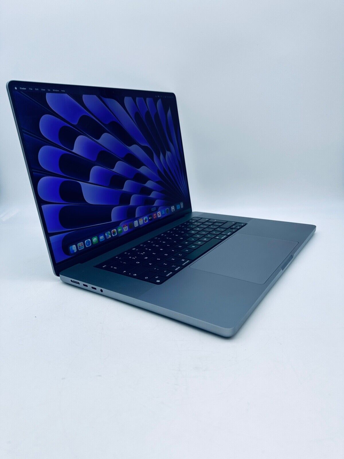Apple MacBook Pro 16" 2023 M2 Pro 12-Core CPU, 19-Core GPU 32GB 512GB SSD