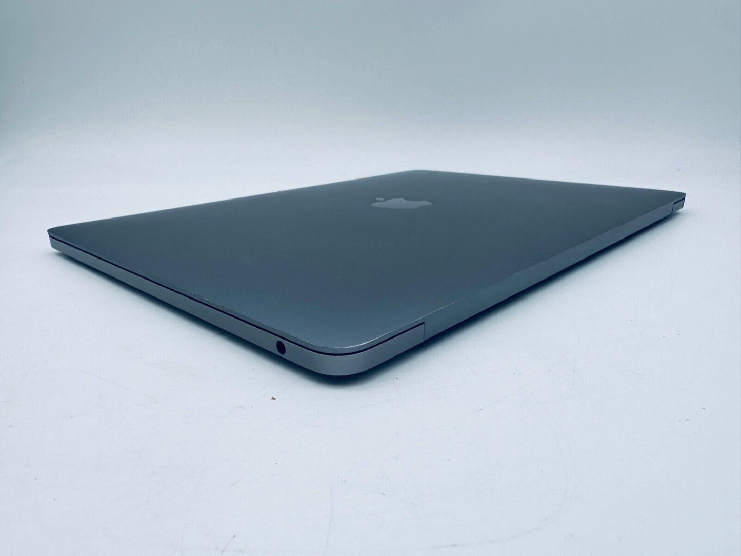 Apple MacBook Pro 13" 2017 Intel Core i5 2.3Ghz 16GB 512GB SSD In Space Grey