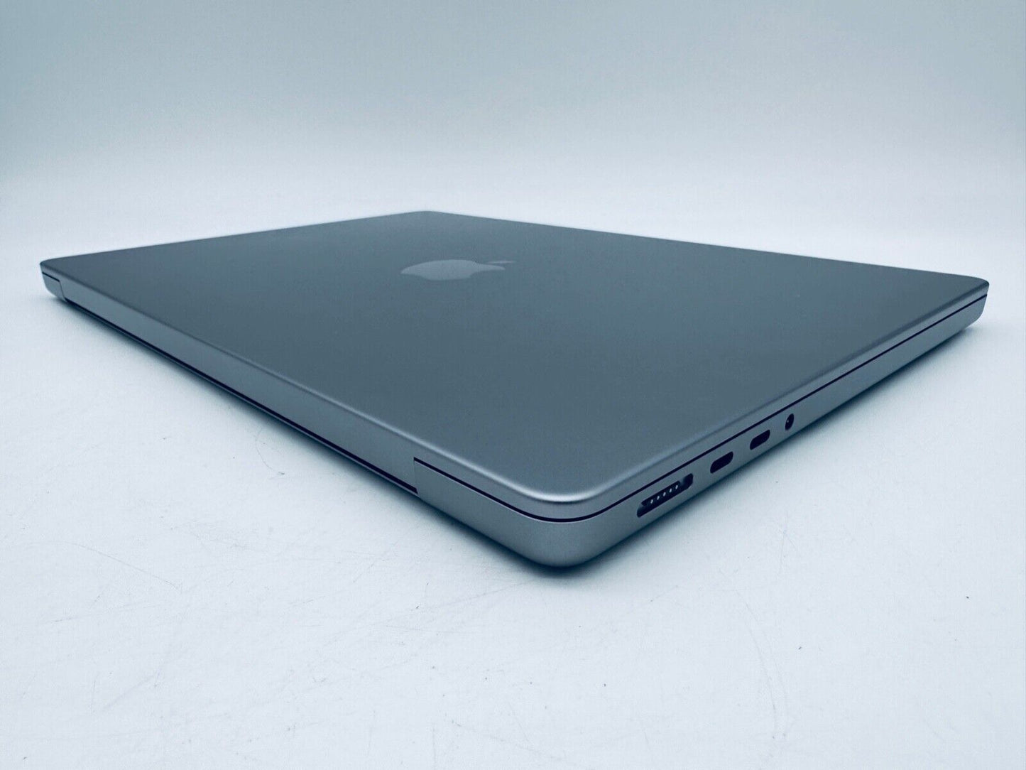 Apple MacBook Pro 14" 2021 M1 Max 10-Core CPU, 32-Core GPU, 64GB RAM, 512GB SSD