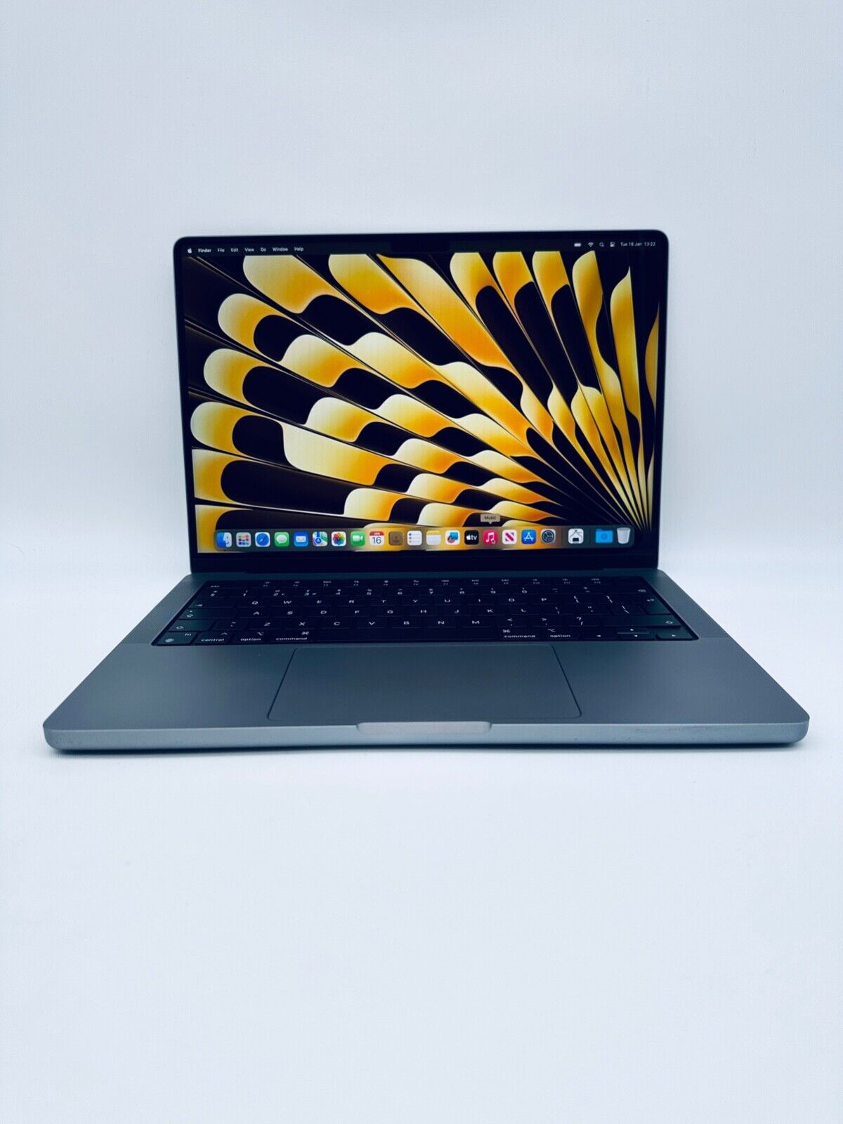 Apple MacBook Pro 14" 2021 M1 Pro 8-Core CPU 14-Core GPU 16GB 512GB SSD