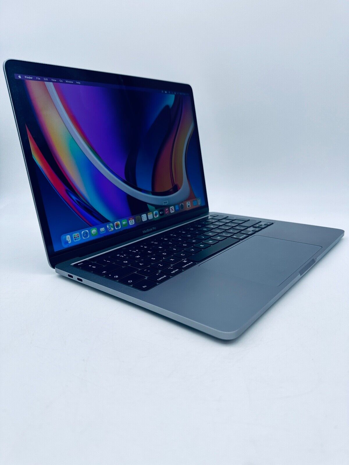 Apple MacBook Pro 13" 2020 Touch Bar Quad Core i7 2.3Ghz 32GB 2TB SSD