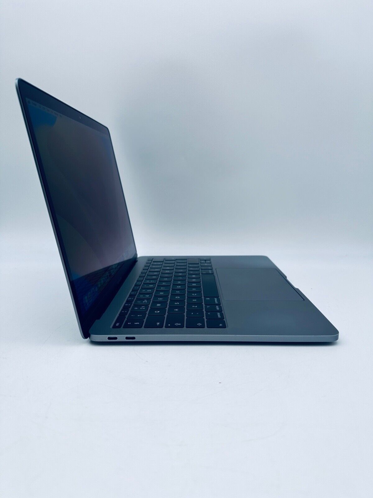 Apple MacBook Pro 13" 2017 Intel Core i5 2.3Ghz 16GB 512GB SSD In Space Grey