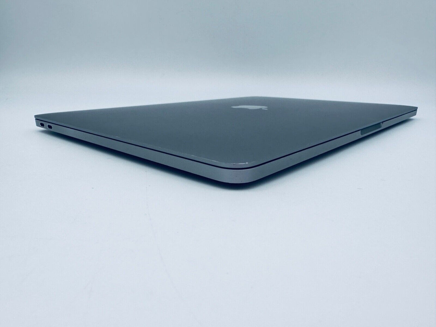 Apple MacBook Pro 13" Inch 2017 Core i7 2.5ghz, 16GB RAM, 1TB SSD
