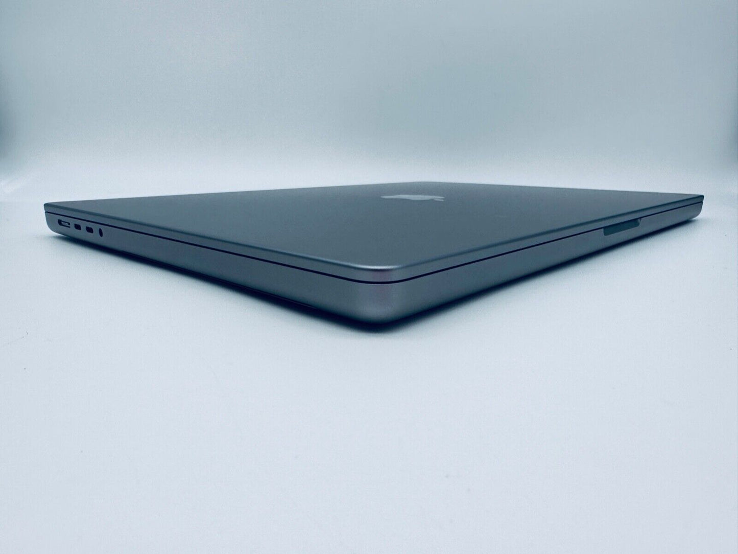 Apple MacBook Pro 16" 2023 M2 Pro 12-Core CPU, 19-Core GPU 16GB 512GB see