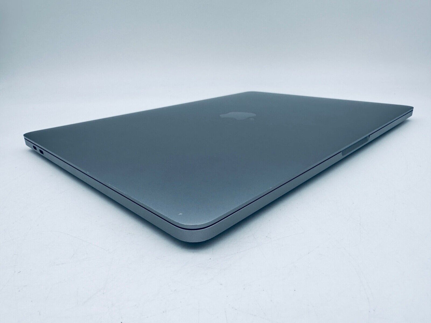 Apple MacBook Pro 13" Retina M1 Touch Bar 8-Core CPU 8-GPU 16GB Ram 256GB