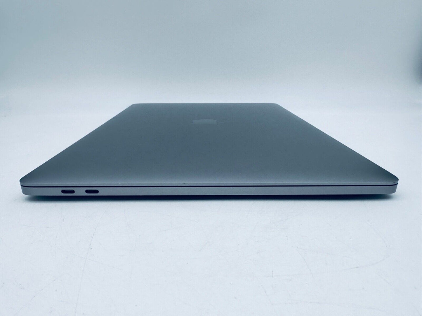 Apple MacBook Pro 15" 2019 Touch Bar ID i9 8-Core 2.4Ghz 32GB 1TB SSD