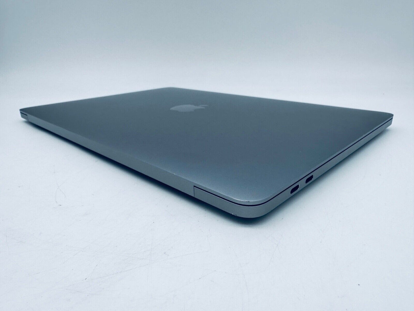 Apple MacBook Pro 13" Retina M1 Touch Bar 8-Core CPU 8-GPU 16GB Ram 256GB